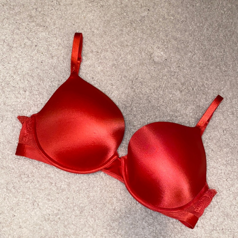 Red Victoria’s Secret Bra 34 DD